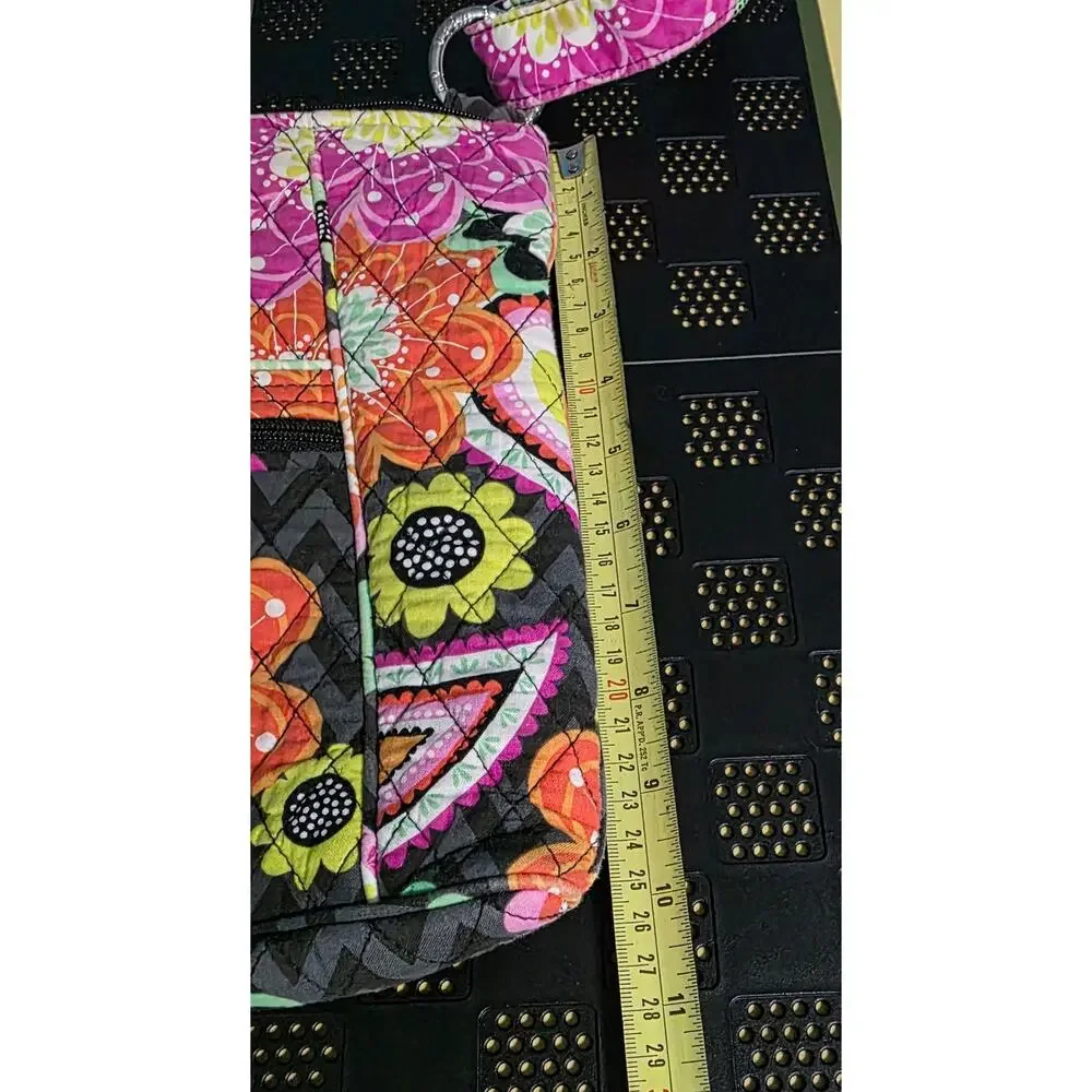 Vera Bradley Ziggy Zinnia Retired Pattern Cross‎ Body Purse Bag Adjustable Strap